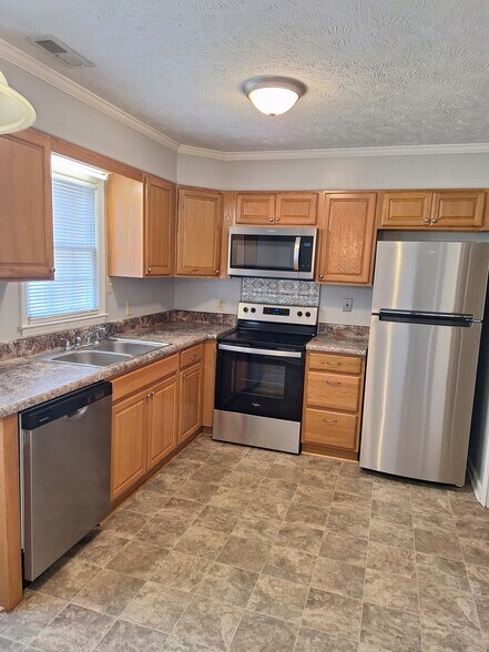 More Photos Of 809 Barker Ten Mile Rd, Lumberton Apartments For Sale