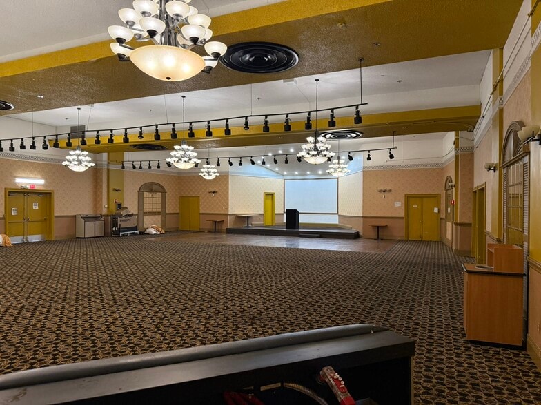More Photos Of 4219 E Waterloo Rd, Stockton Hotel For Sale