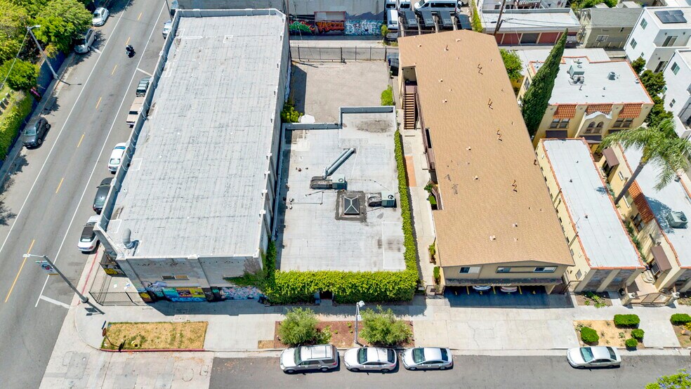 More Photos Of 5908 Barton Ave, Los Angeles Loft Creative Space For Lease