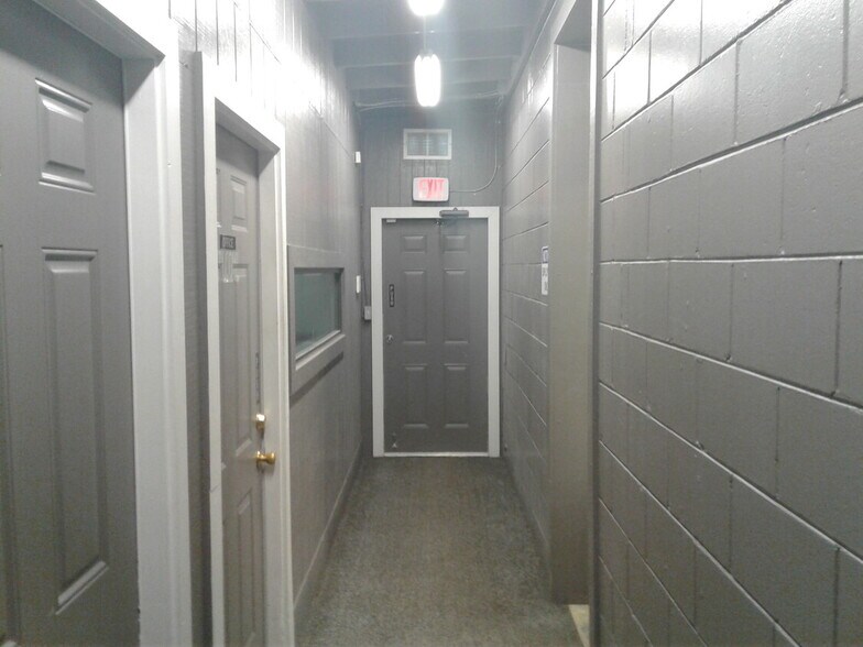 More Photos Of 4513 Lenox Ave, Jacksonville Service For Lease