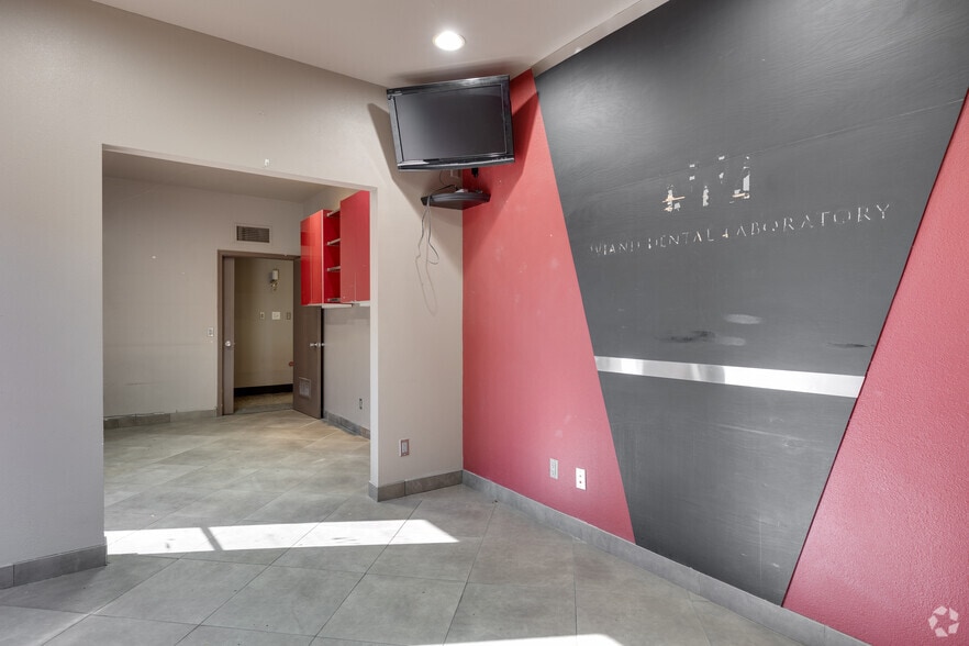 More Photos Of 1525 N Granite Reef Rd, Scottsdale Medical For Sale