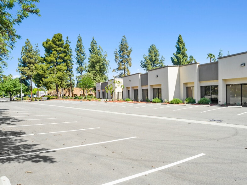 More Photos Of , Fresno Office For Sale