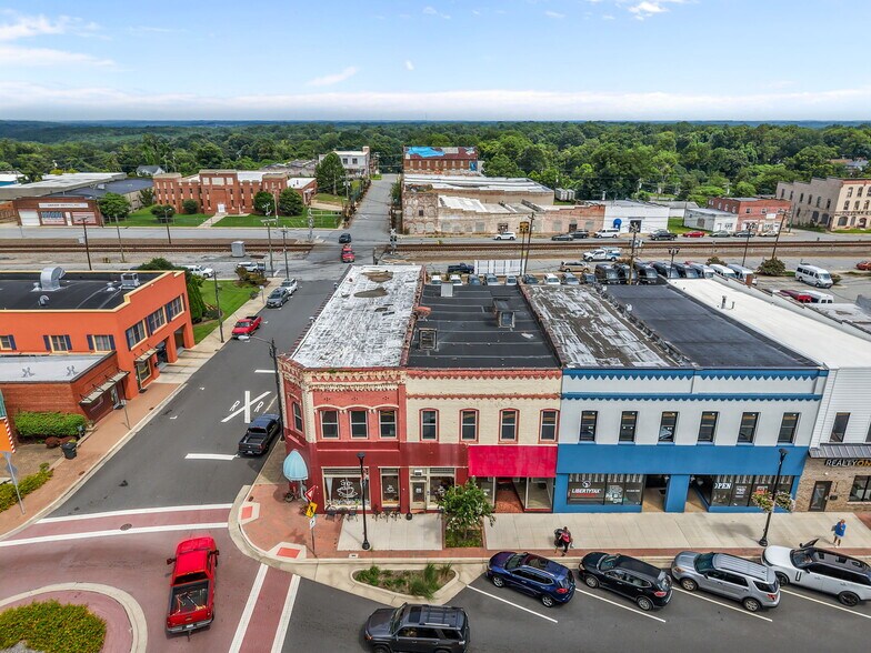 More Photos Of 101-105 S Scales St, Reidsville Storefront Retail Office For Sale