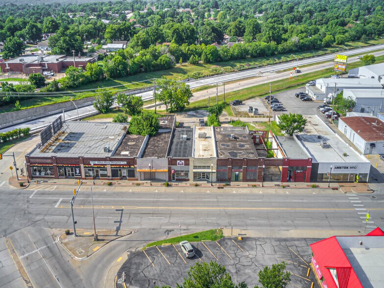 More Photos Of 4067 Southwest Blvd, Tulsa General Retail For Sale