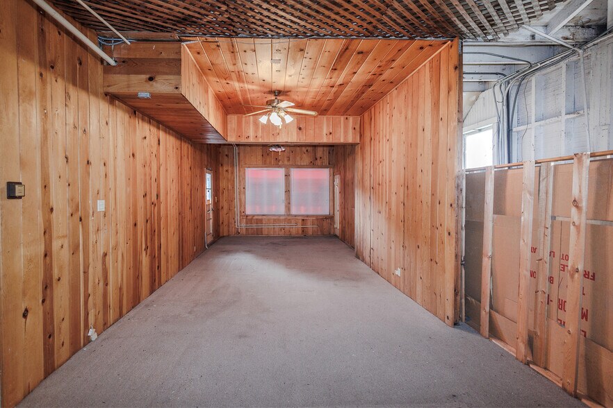 More Photos Of 535-539 Main St, Half Moon Bay Storefront Retail Residential For Sale