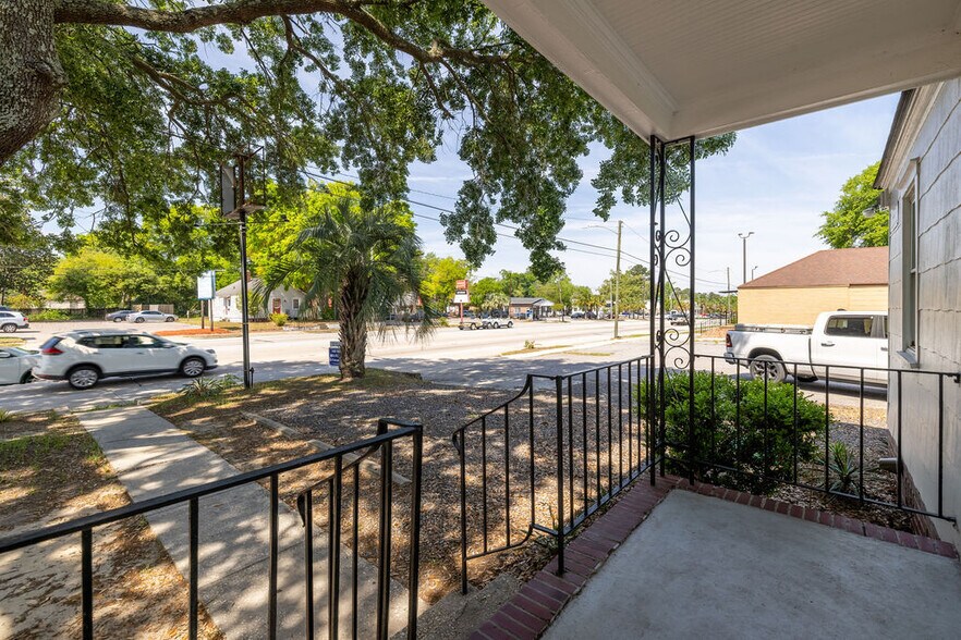 More Photos Of 3956 Rivers Ave, Charleston Office For Sale