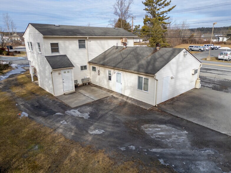 More Photos Of 1980 US-209 Rt, Brodheadsville General Retail For Sale