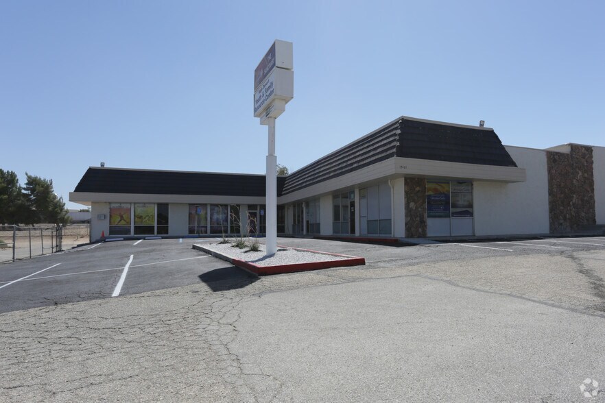 Primary Photo Of 15421 Village Dr, Victorville General Retail For Lease
