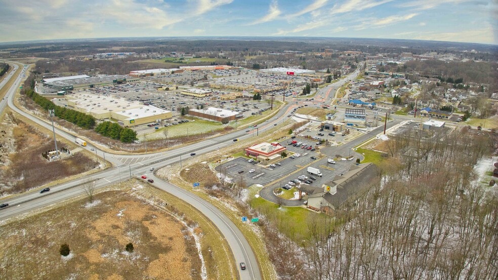 More Photos Of 3005 John Howell Dr, Valparaiso Hotel For Sale