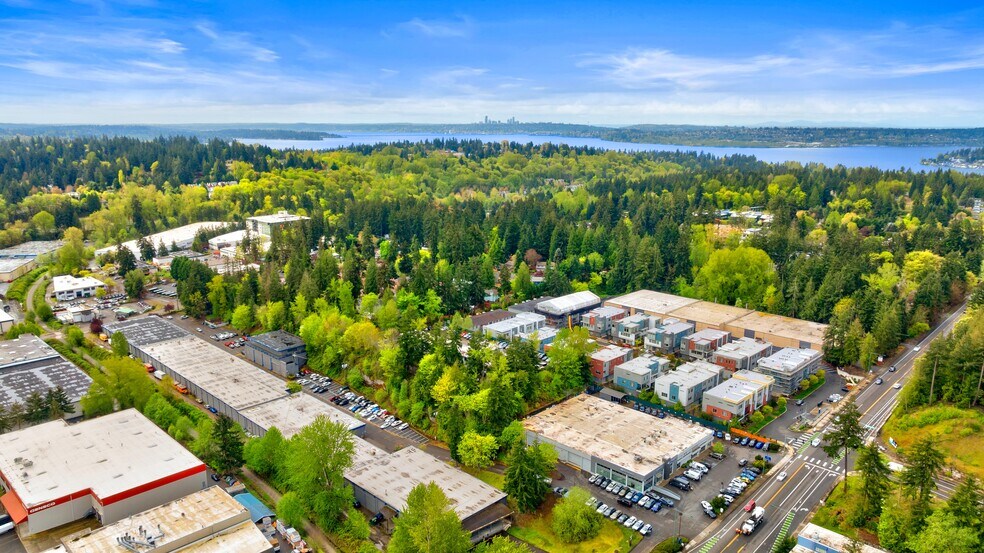More Photos Of 11805 NE 116th St, Kirkland Warehouse For Sale