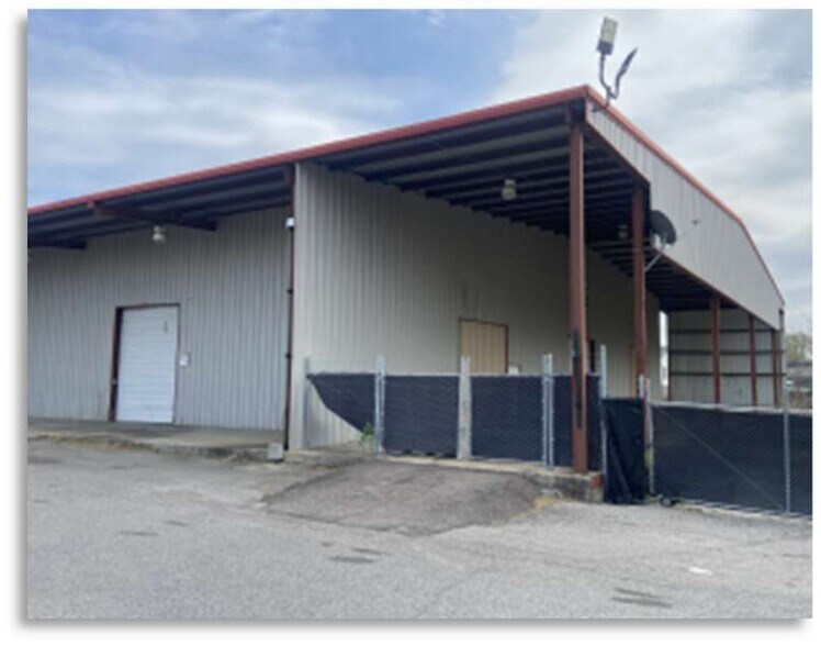 Primary Photo Of 3455 Lamar Ave, Memphis Warehouse For Lease