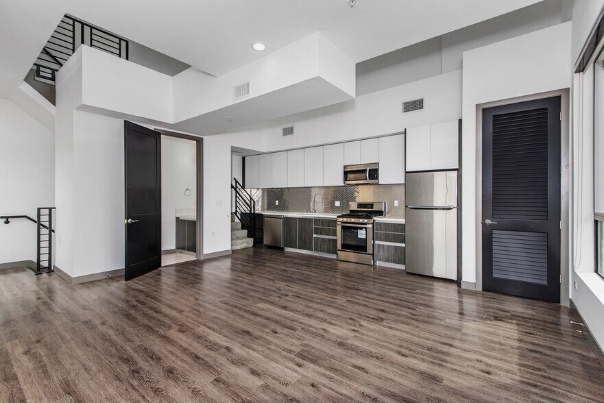 More Photos Of 644 N Normandie Ave, Los Angeles Apartments For Sale