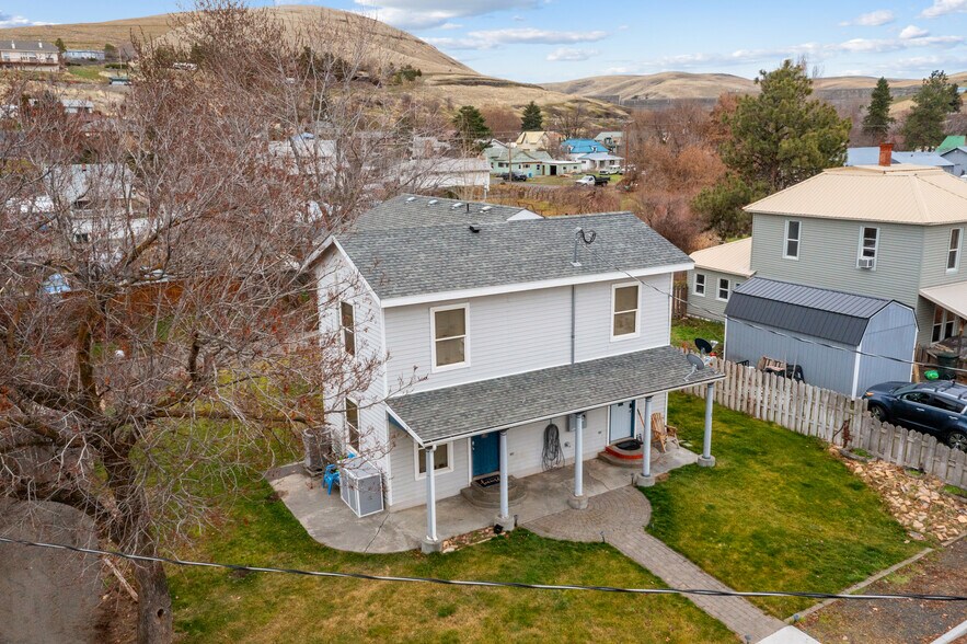 More Photos Of 140 S Chase St, Heppner Apartments For Sale