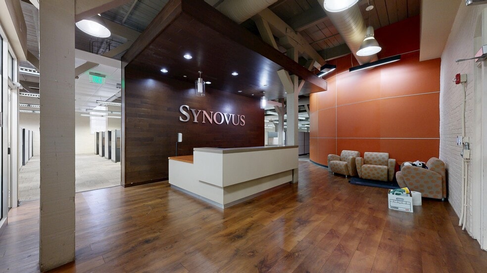 More Photos Of 33 W 11th St, Columbus Office For Lease