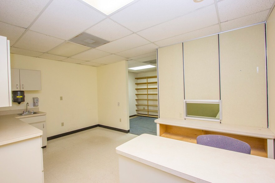 More Photos Of 26 Office Park Dr, Palm Coast Medical For Sale