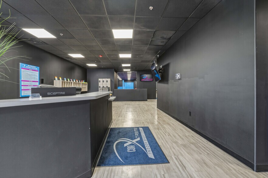 More Photos Of 1199 Silas Deane Hwy, Wethersfield General Retail For Lease