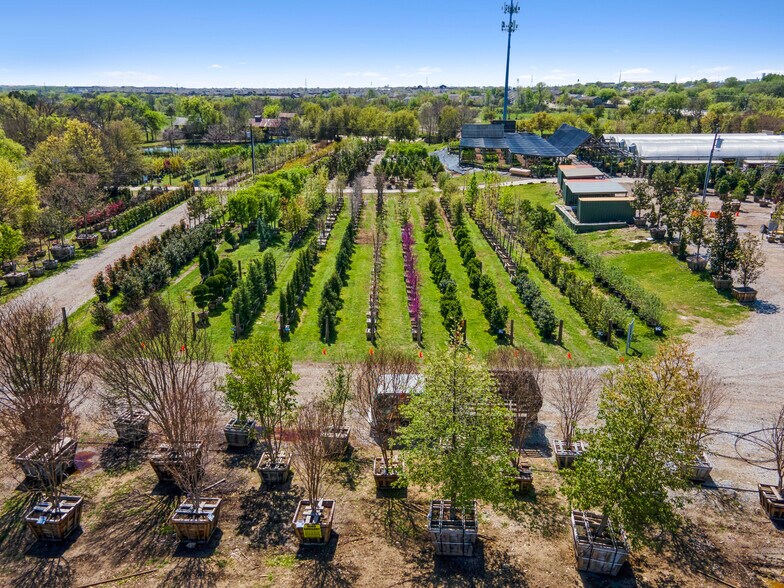 More Photos Of 7744 Blue Mound Rd, Fort Worth Garden Center For Sale