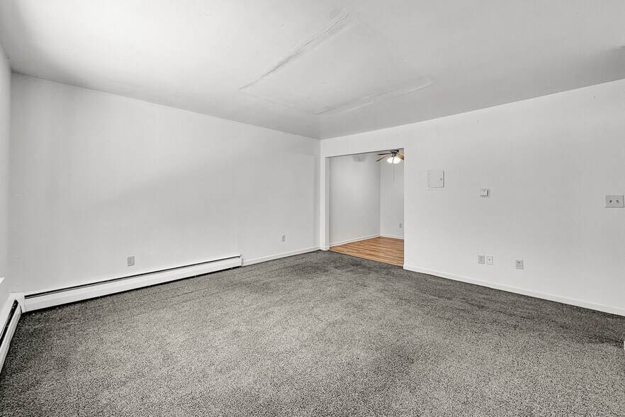 More Photos Of 1103 25th St, Rock Island Apartments For Sale