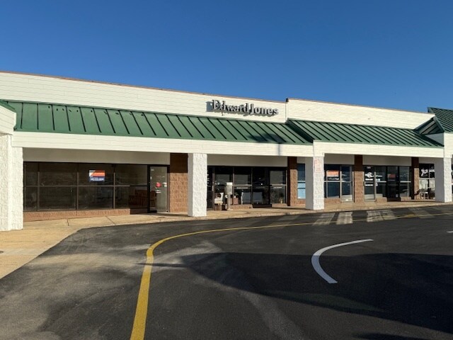 More Photos Of 1412-1460 W Bypass 211, Luray Unknown For Lease