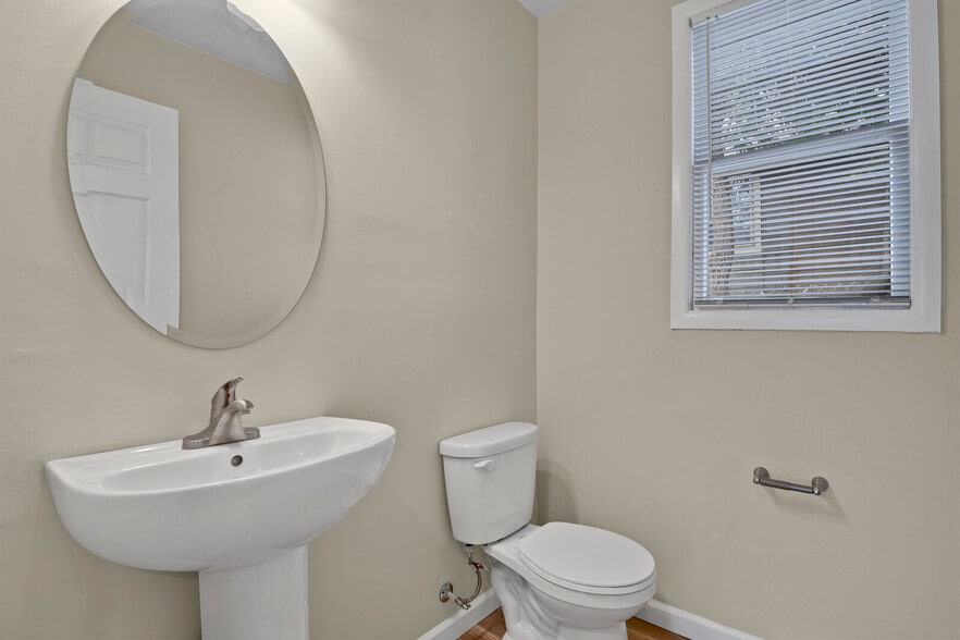 More Photos Of 424 W Kiowa St, Colorado Springs Daycare Center For Sale