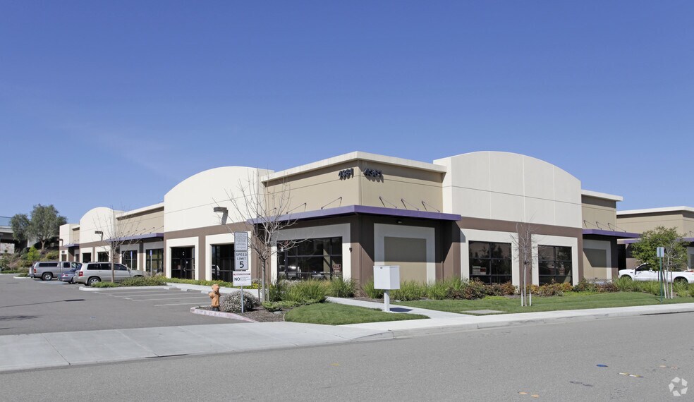 More Photos Of 4361 Technology Dr, Livermore Warehouse For Lease