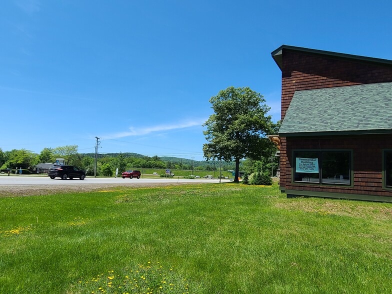 More Photos Of 12 Southmayd St, Campton Freestanding For Sale