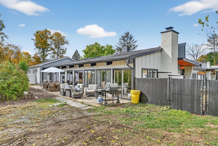 More Photos Of 13 Main St, Ogdensburg Auto Repair For Sale