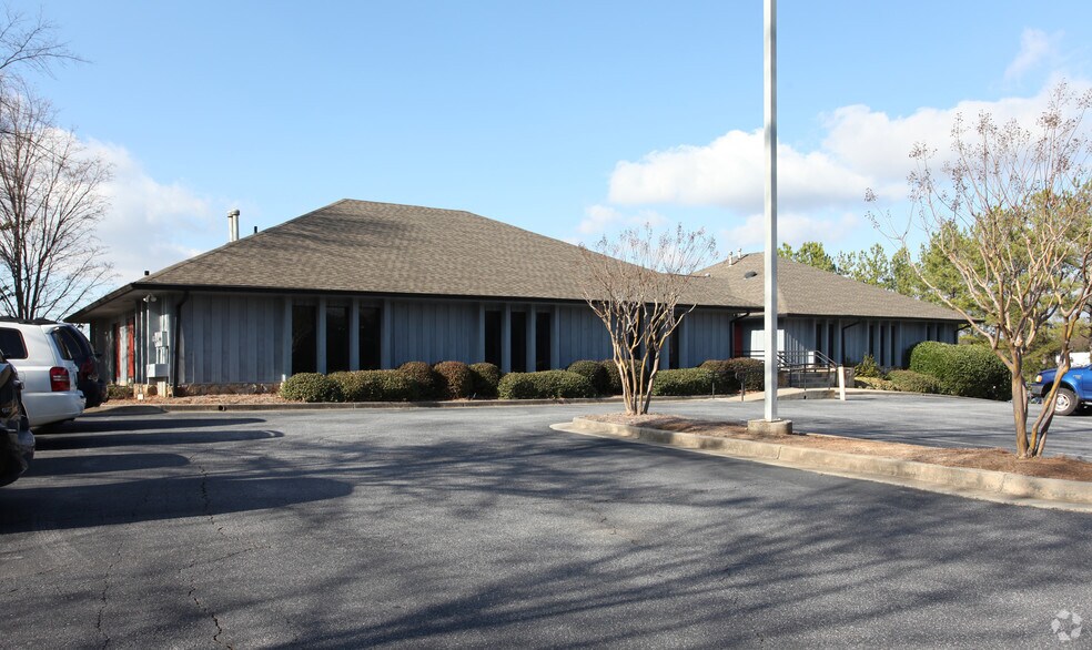 Primary Photo Of 6612 Exchange Pl, Morrow Office For Sale