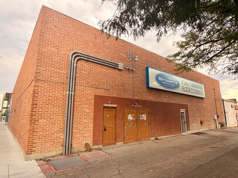 More Photos Of 202 Main Ave S, Twin Falls Coworking Space