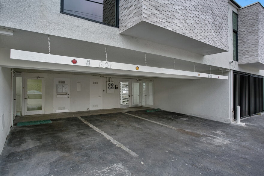 More Photos Of 618 S Coast Hwy, Laguna Beach Apartments For Sale