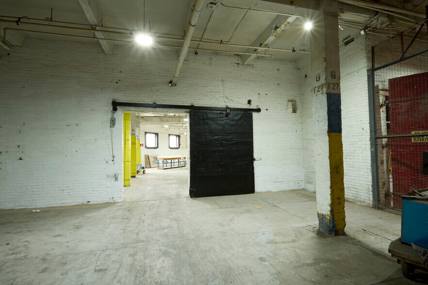 More Photos Of 51 Hayes Pl, Buffalo Industrial For Lease