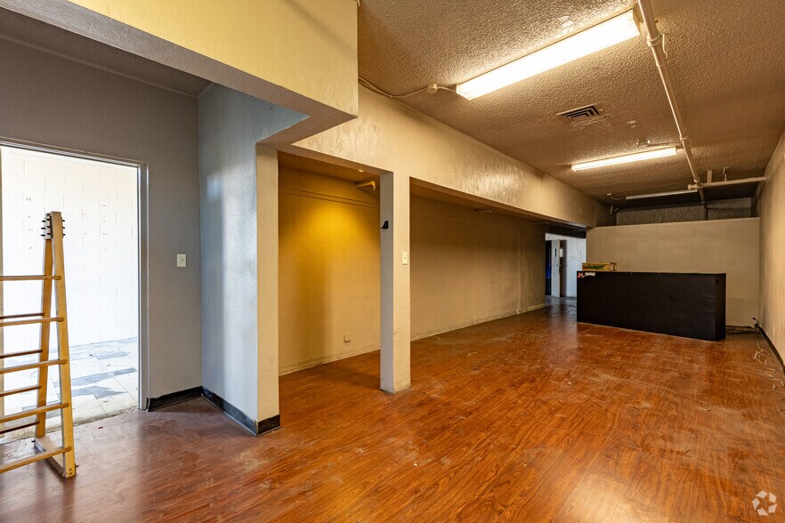 More Photos Of 3640 S Highland Dr, Las Vegas Unknown For Lease