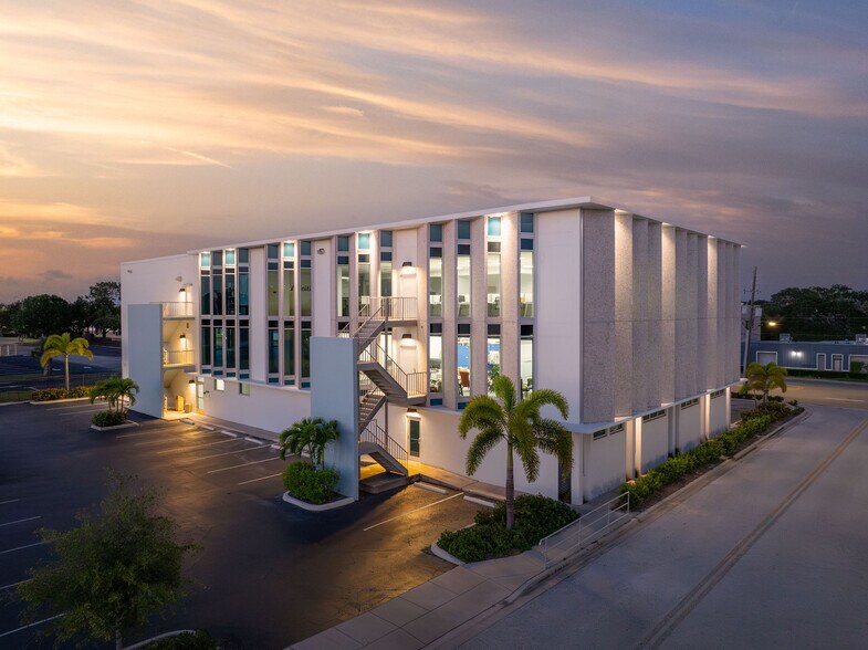 More Photos Of 314 S Missouri Ave, Clearwater Office For Lease