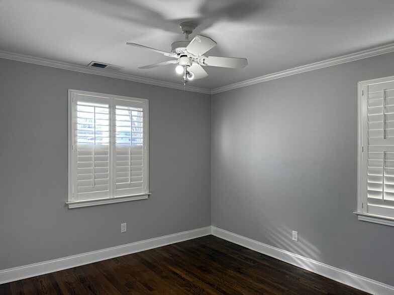 More Photos Of 3814 Summer Ave, Memphis Freestanding For Lease