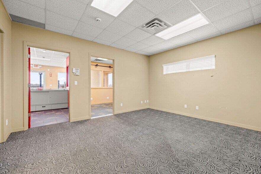 More Photos Of 2655-2679 N Meridian Rd, Sanford General Retail For Sale