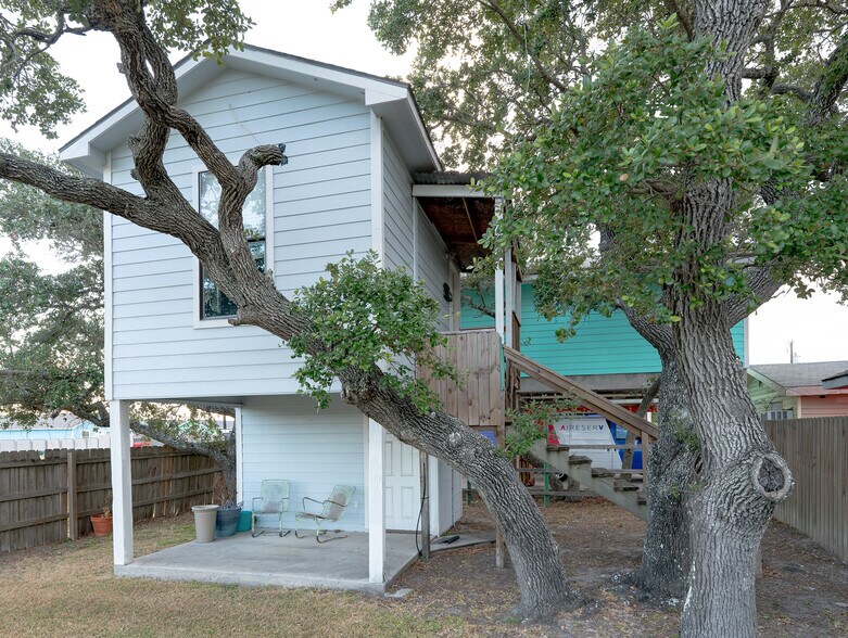 More Photos Of , Rockport Unknown For Sale