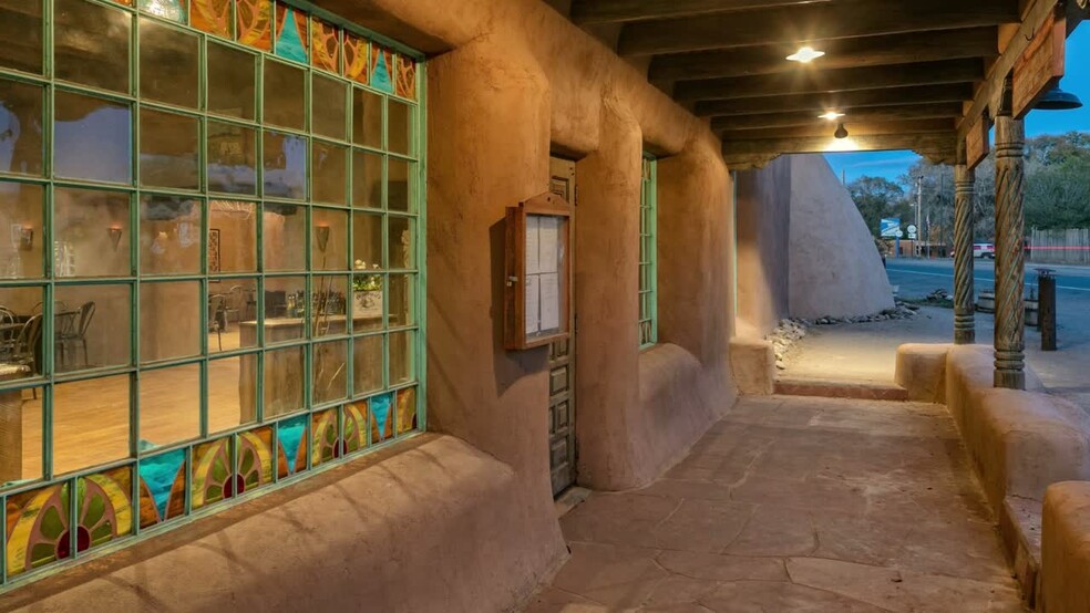 Primary Photo Of 4140 NM-68 Hwy, Ranchos De Taos Specialty For Sale