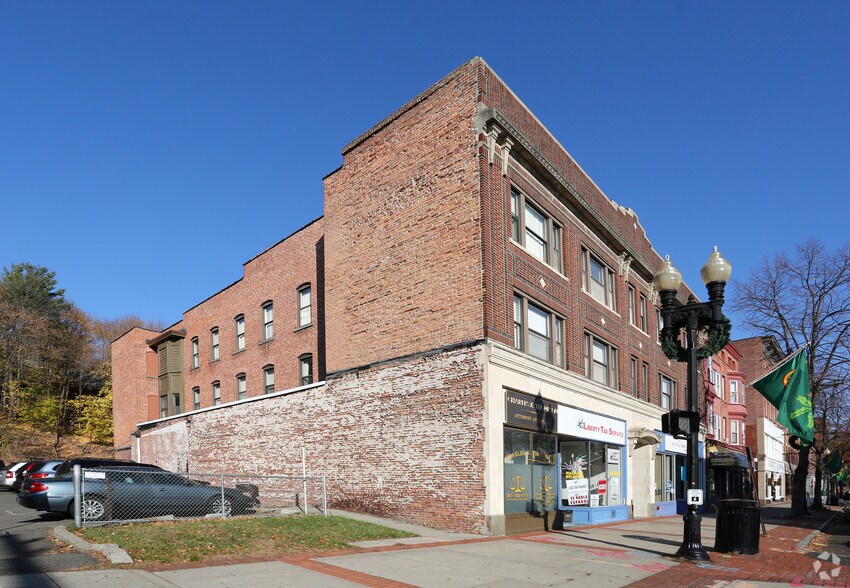 More Photos Of 85-89 W Main St, Meriden, Ct, Meriden Loft Creative Space For Lease