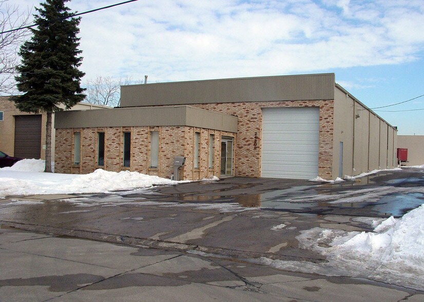 More Photos Of 24808 Romano St, Warren Manufacturing For Sale