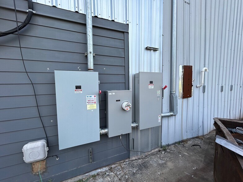 More Photos Of 5701 W Ponkan Rd, Zellwood Warehouse For Sale