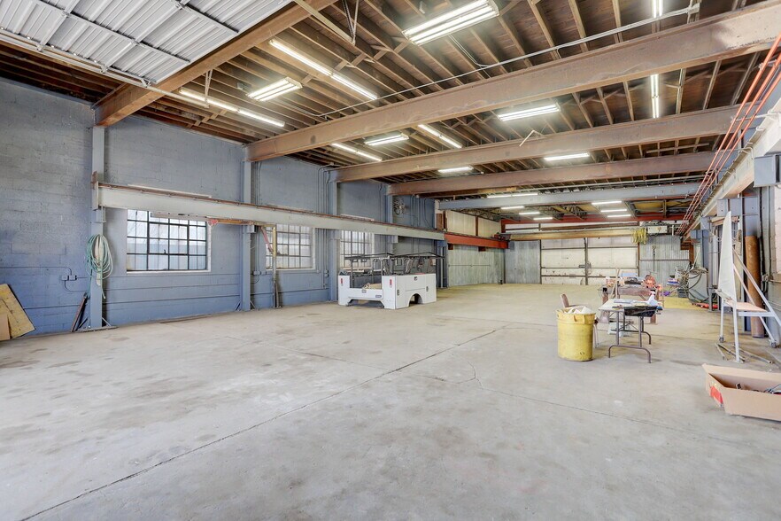 More Photos Of 5320 Cook St, Denver Warehouse For Lease