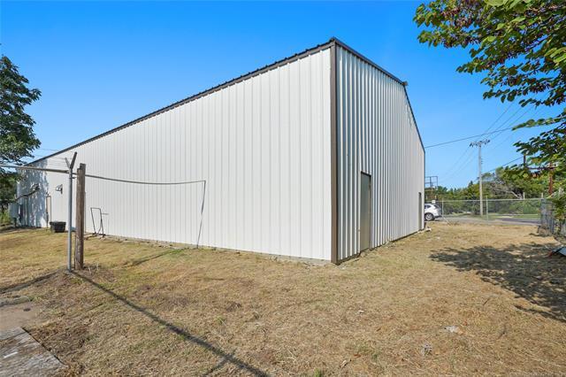 More Photos Of 603 Elgin St, Muskogee Manufacturing For Sale