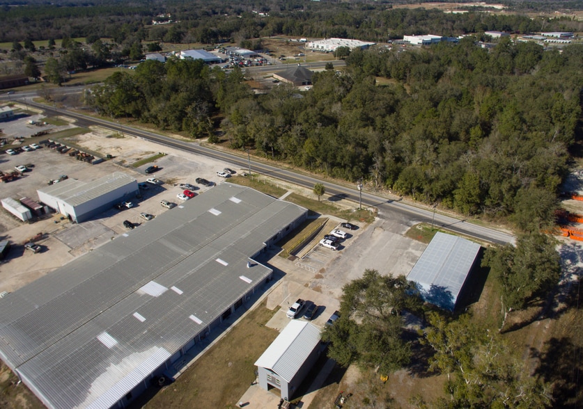 More Photos Of 140 Palm St NE, Live Oak Manufacturing For Lease