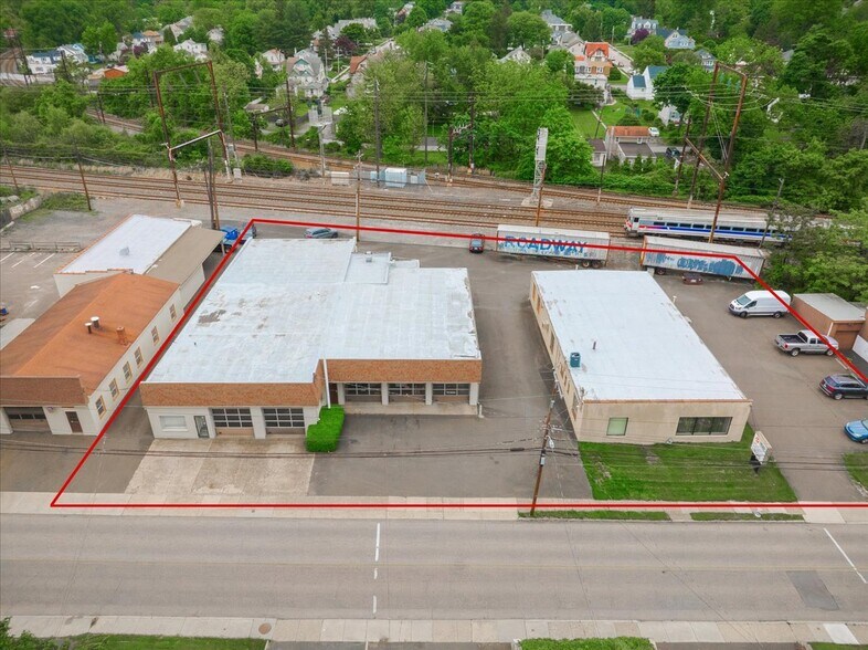 More Photos Of 363-369 W Glenside Ave, Glenside Warehouse For Sale