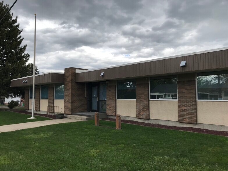Primary Photo Of 1234 Avenue C, Billings Office For Sale