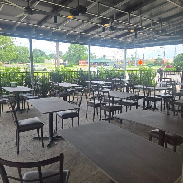 More Photos Of 2045 Brice Rd, Reynoldsburg Restaurant For Lease