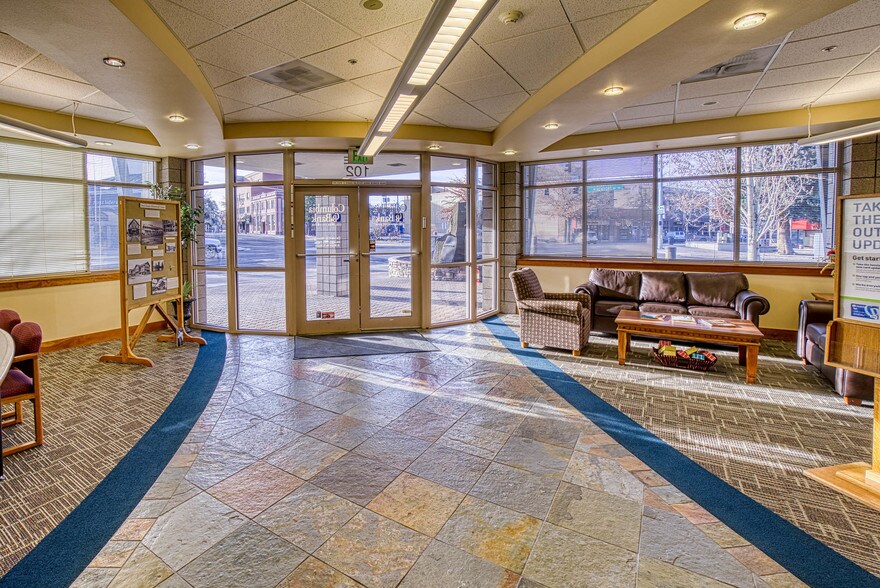 More Photos Of 1133 NW Wall St, Bend Apartments For Lease