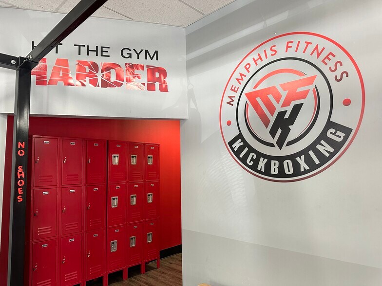 More Photos Of 5700 Quince Rd, Memphis Unknown For Lease