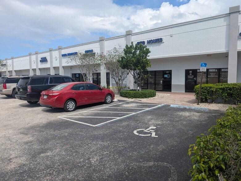 More Photos Of 3300 S Congress Ave, Boynton Beach Showroom For Lease