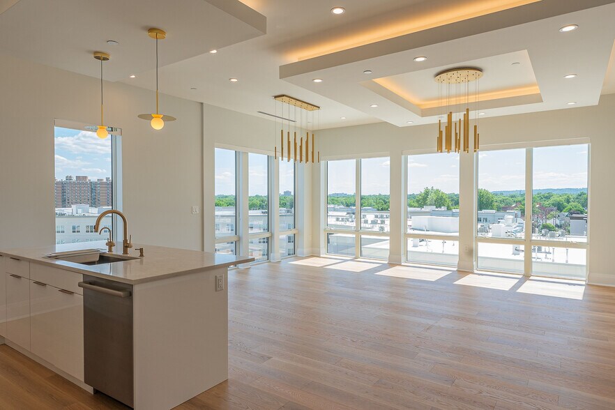 More Photos Of 620 Bloomfield Ave, Bloomfield Apartments For Lease